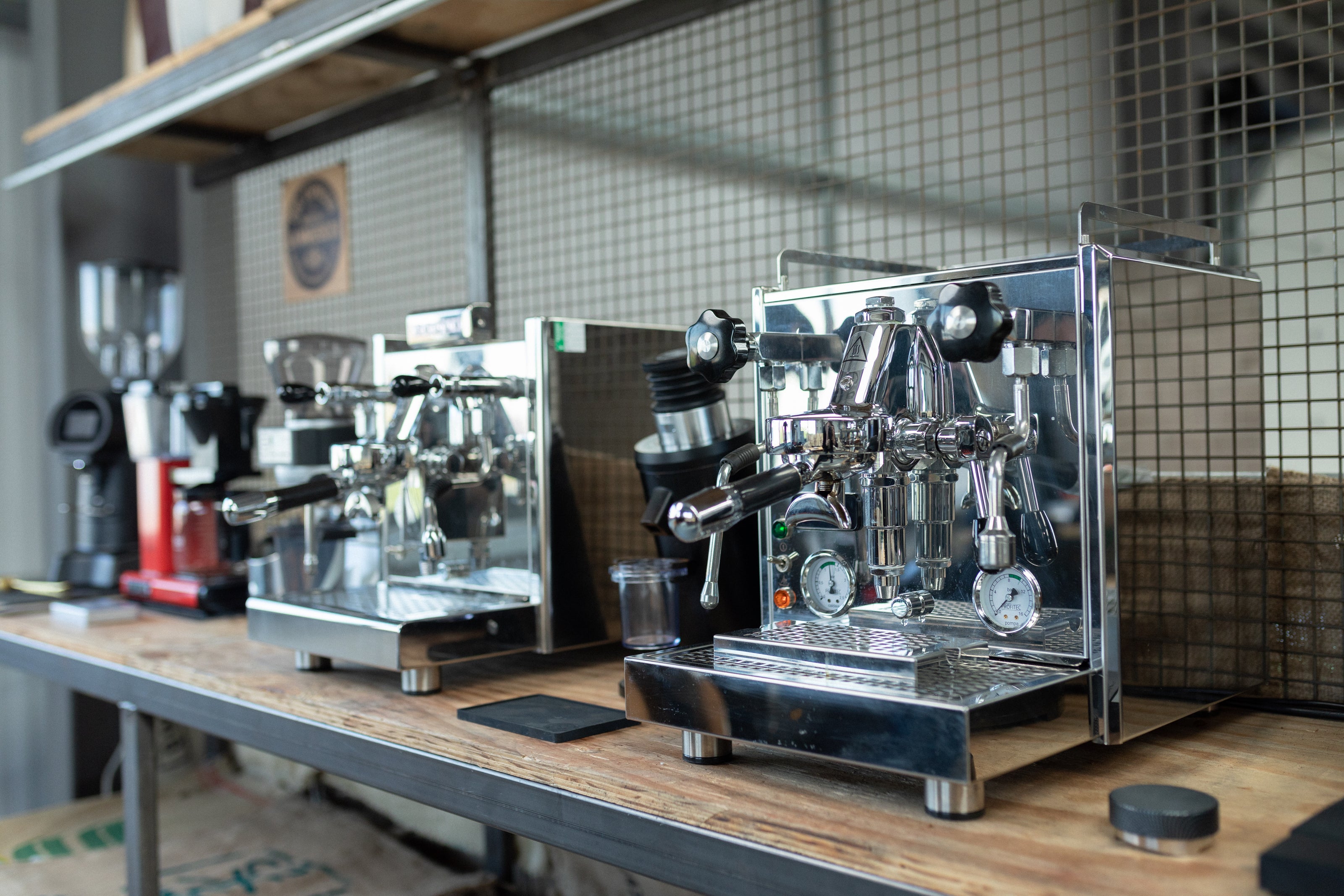 Coffee Gadgets UK | Pre-Loved Prosumer Coffee Machines For Sale